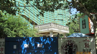 フランス租界の東湖路は新楽路から准海中路まで。１９３４年に建てられた東湖賓館です。