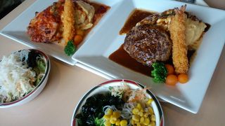 サラダバー付きでお値打ち