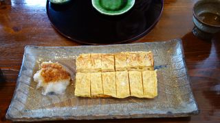 お蕎麦はもちろん，卵焼きも名物です。