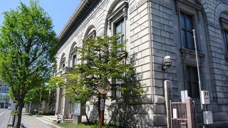 金融街として栄えた戦前の小樽を今に伝える