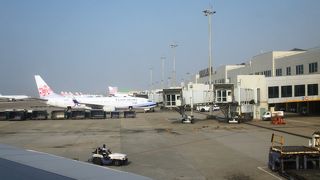 ロビーはツアー客だらけ(笑)