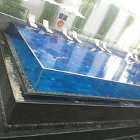 綺麗なプール。利用しなかった。