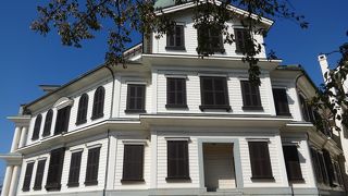 建物の外観が綺麗。