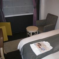 調度品はひととおり揃っています。例の社長椅子もありました