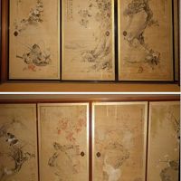 上から、和亭に小華。引手は釘隠しと一作。