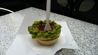 美味しいが食べるのに技量を要す