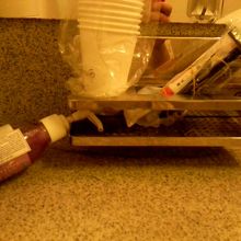 お手洗いには髭剃りも！