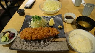 高級とんかつ「まい泉」