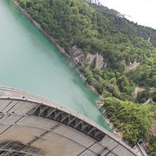 観光放水のシーズンではありませんでした。