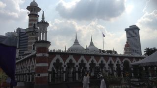 少し離れて見るとキレイ