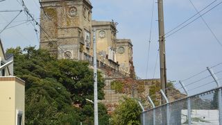 建築好き、廃墟好きの両者が満足できる遺構