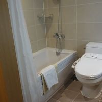 バスタブも広々