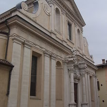デセンツァーノ デル ガルダ大聖堂