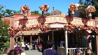 ディズニーランドでの食事はココ