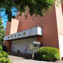 建物内に入ることはできません