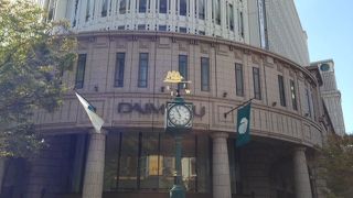 落ち着いたデパート