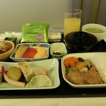 和食をチョイス。うまい！