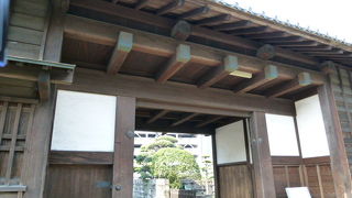 ここが出島の玄関です