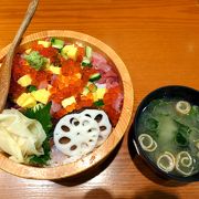 沼津 魚がし鮨 三島駅店の昼食