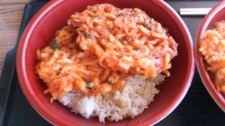 由比　浜のかきあげや