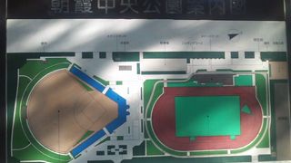 陸上競技場や野球場がありました
