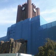 改装中の安田講堂の様子