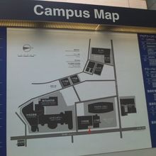 キャンパス内案内板の様子