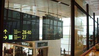 ヨーロッパへの乗り継ぎに便利な空港