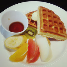 メープルシロップ付き。