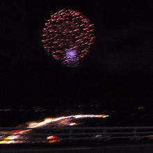 迫力満点の花火です。