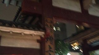 立派な門でした