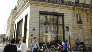 カルティエ (本店) 