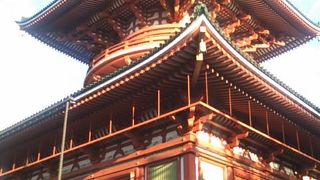 成田山新勝寺のもう一つのランドマークです