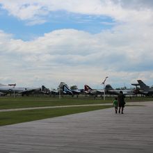 科学館の外も沢山の展示機があります＾＾
