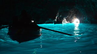 青の洞窟、やっぱりバスがお薦めです♪ー陸路で行く方法ー