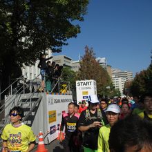 大阪府庁前のスタート地点