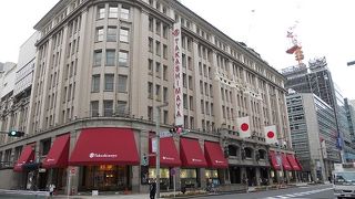 大阪本社の百貨店