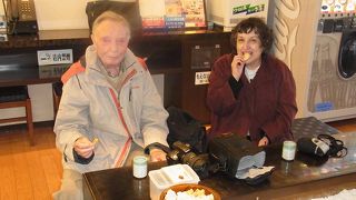 試食もできるおかきの専門店