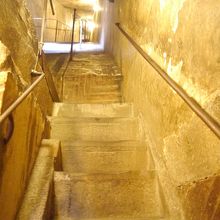 上に登っていくと、もっと心砕けそう・・・