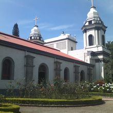裏側から見たカテドラルの様子