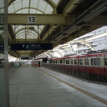 停車中は　蒲田止まり普通電車