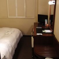 こじんまりした room