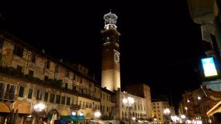 観光するならば早朝および深夜の夜景がおススメ♪