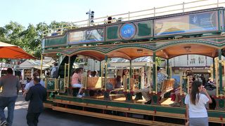 ここの食事が美味しいんです。