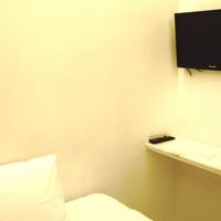 TVは,やや高い位置にありました。