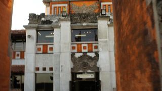 改装中の空港でした