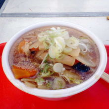 野菜がてんこもりのすいとんを味わえました。