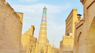 ハーンにより作られたマドラサ