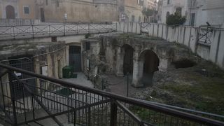 地下遺跡も見ることができる