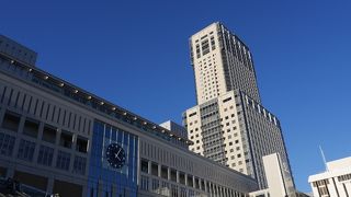 昼も夜も絶景の眺望スポット